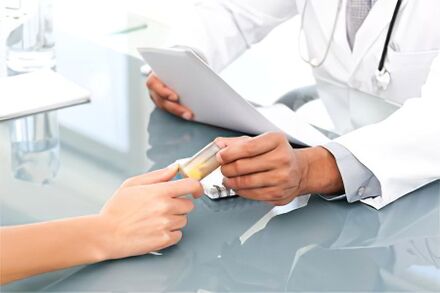 parasitoen aurkako sendagai baten errezeta espezialista batek